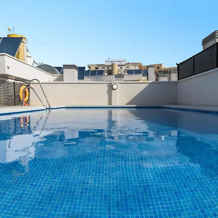 -malagasunapts-terrace,pool&park Apartamento *