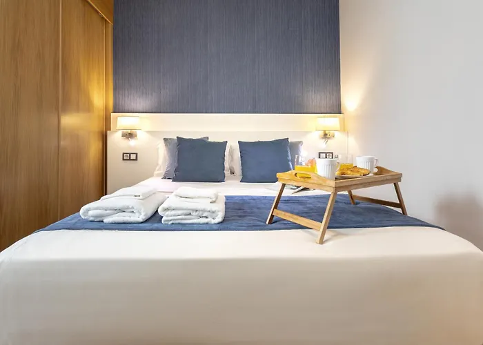 -malagasunapts-terrace,pool&park Apartment Malaga