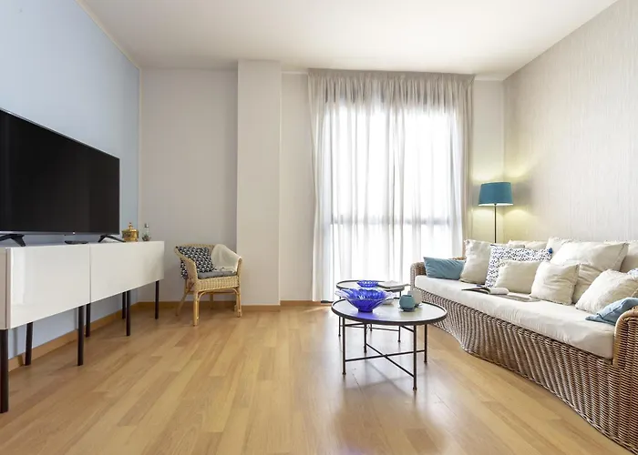 Apartment -malagasunapts-terrace,pool&park *